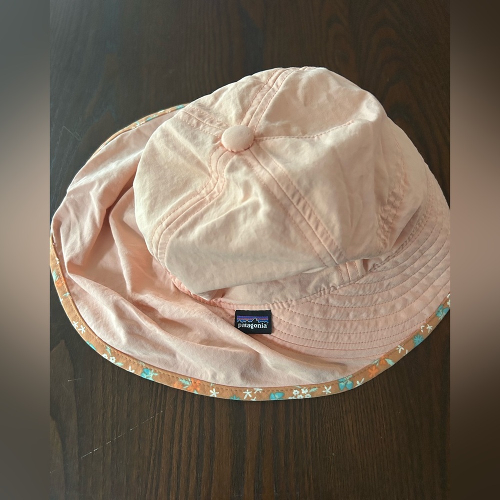 Patagonia baby hat